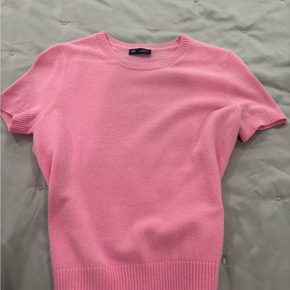 GAP Women's Soft Pink Crew Neck Sweater